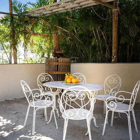 - Alice Villa Sorrente